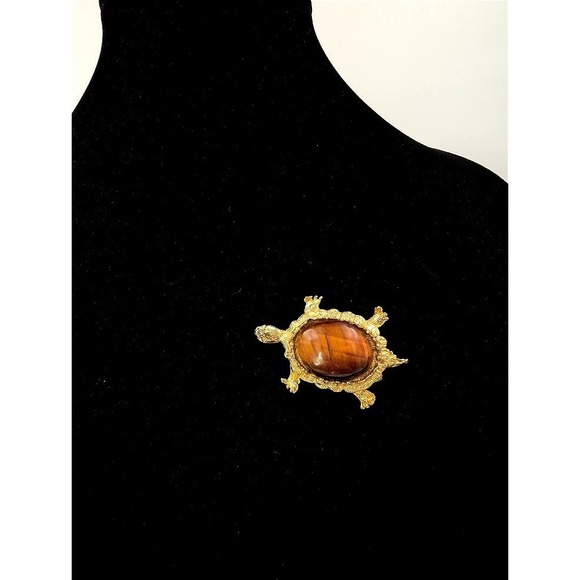 Jewelry - Vintage Gold Tone Turtle Brooch Pin Brown Tortoise Novelty Statement